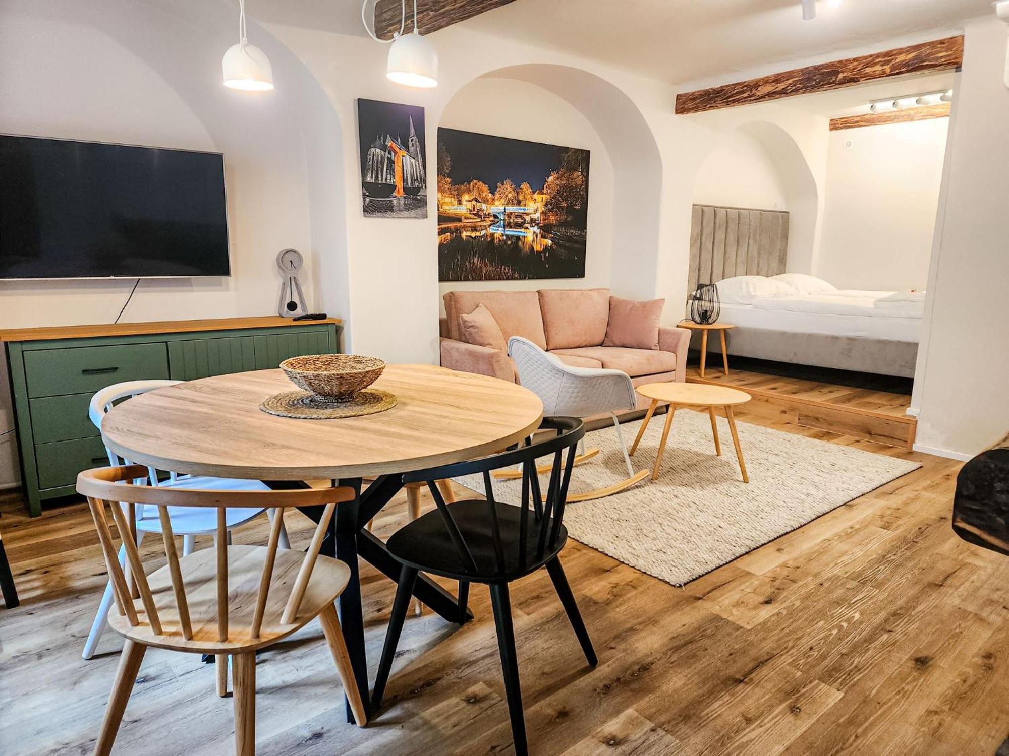 Apartmany Rangifer Plzeň Esterno foto